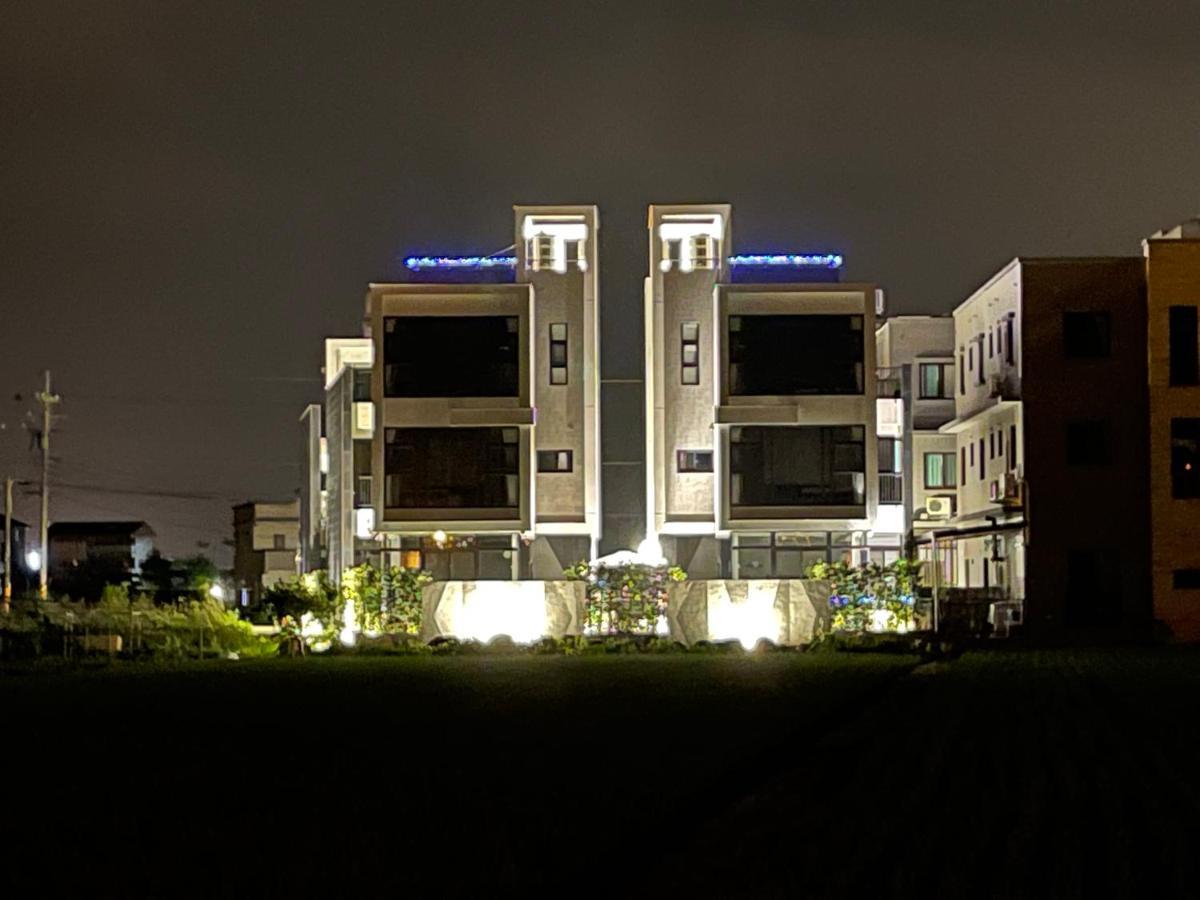 方興top會館 全新包棟電梯民宿 Sanxing Exteriér fotografie